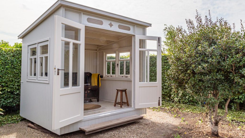 a modern she shed