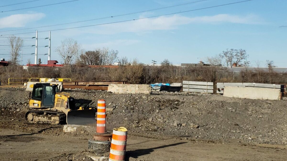 construction site barrels for safety